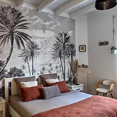 Guest house Les Sequoias *