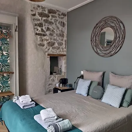 Les Sequoias Pensionat Sauveterre-de-Guyenne