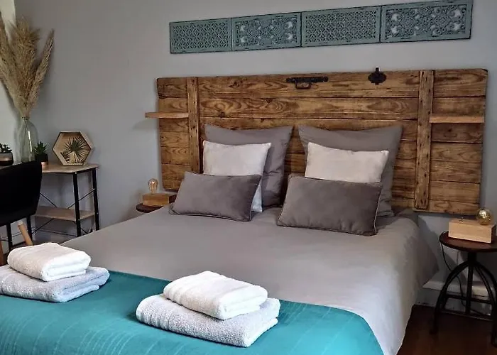 Les Sequoias ゲストハウス