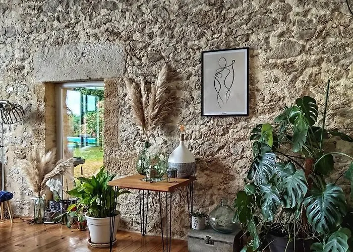 ゲストハウス Les Sequoias Sauveterre-de-Guyenne