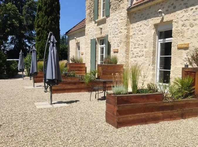 Les Sequoias Sauveterre-de-Guyenne