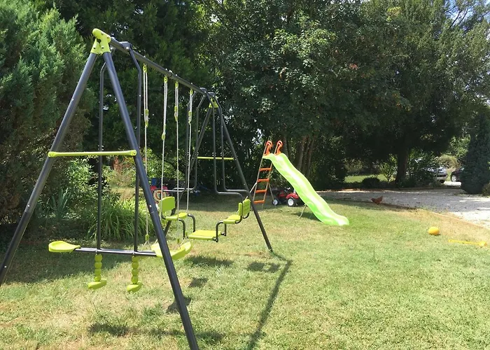 Les Sequoias Sauveterre-de-Guyenne