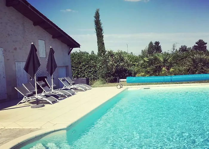 Les Sequoias ゲストハウス *