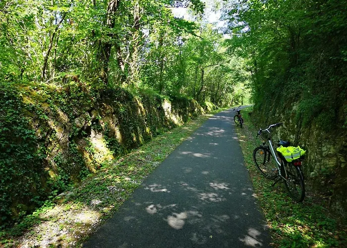 Les Sequoias * Sauveterre-de-Guyenne